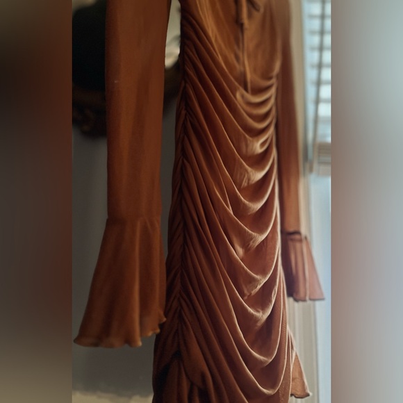SHEIN Long Sleeve Ruched Dress in Rust - Picture 3 of 8
